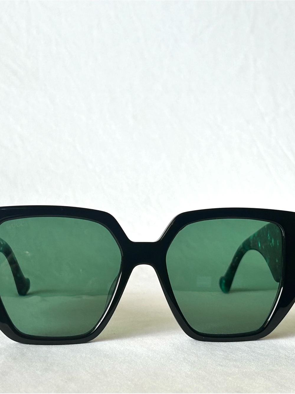 Gucci GG0956S 001 Oversized Black & Green Frame Sunglasses w Green Lenses - Picture 7 of 13